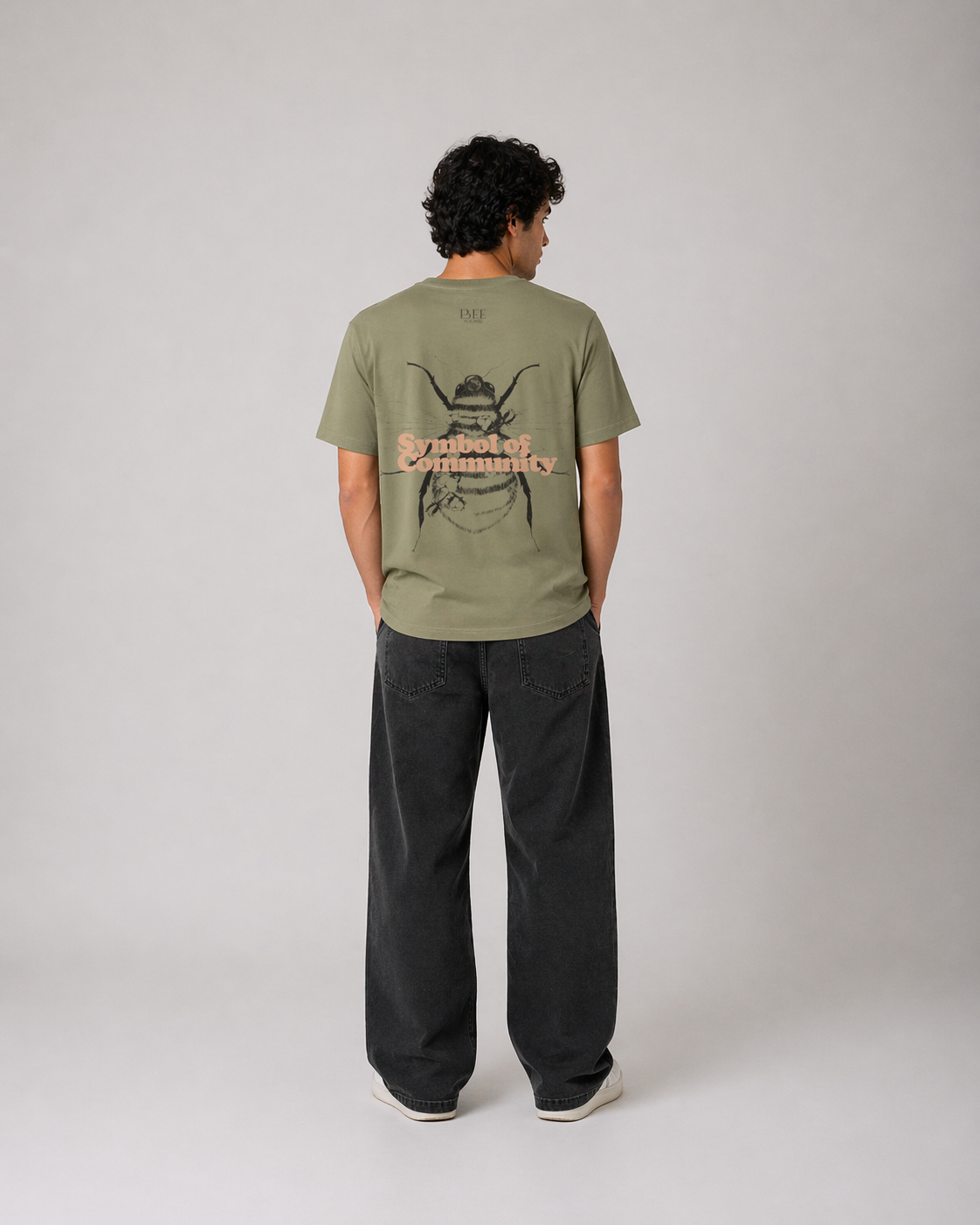 Symbol of Community T-Shirt - Unissexo