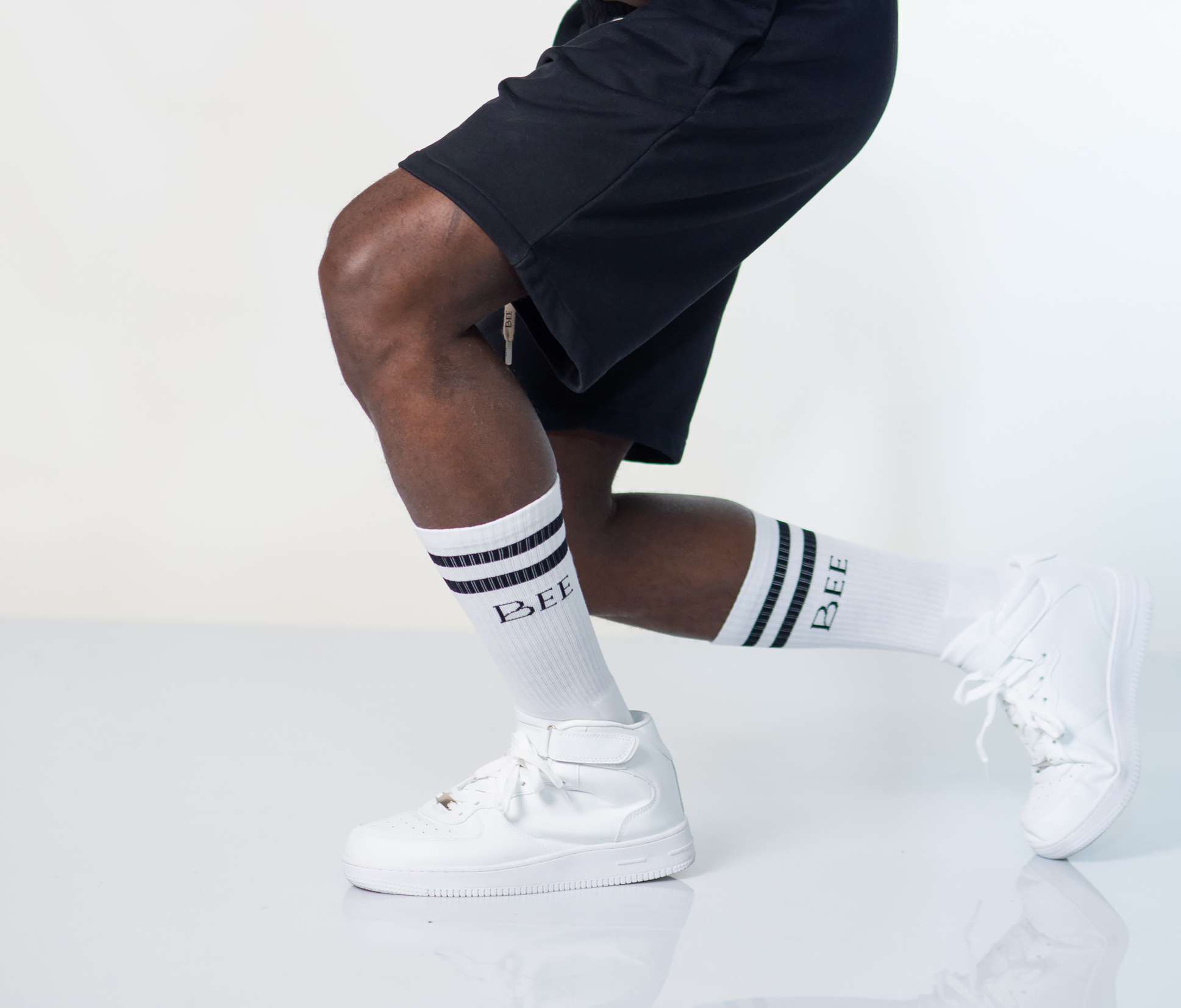 SOCKS BEE - Image 2